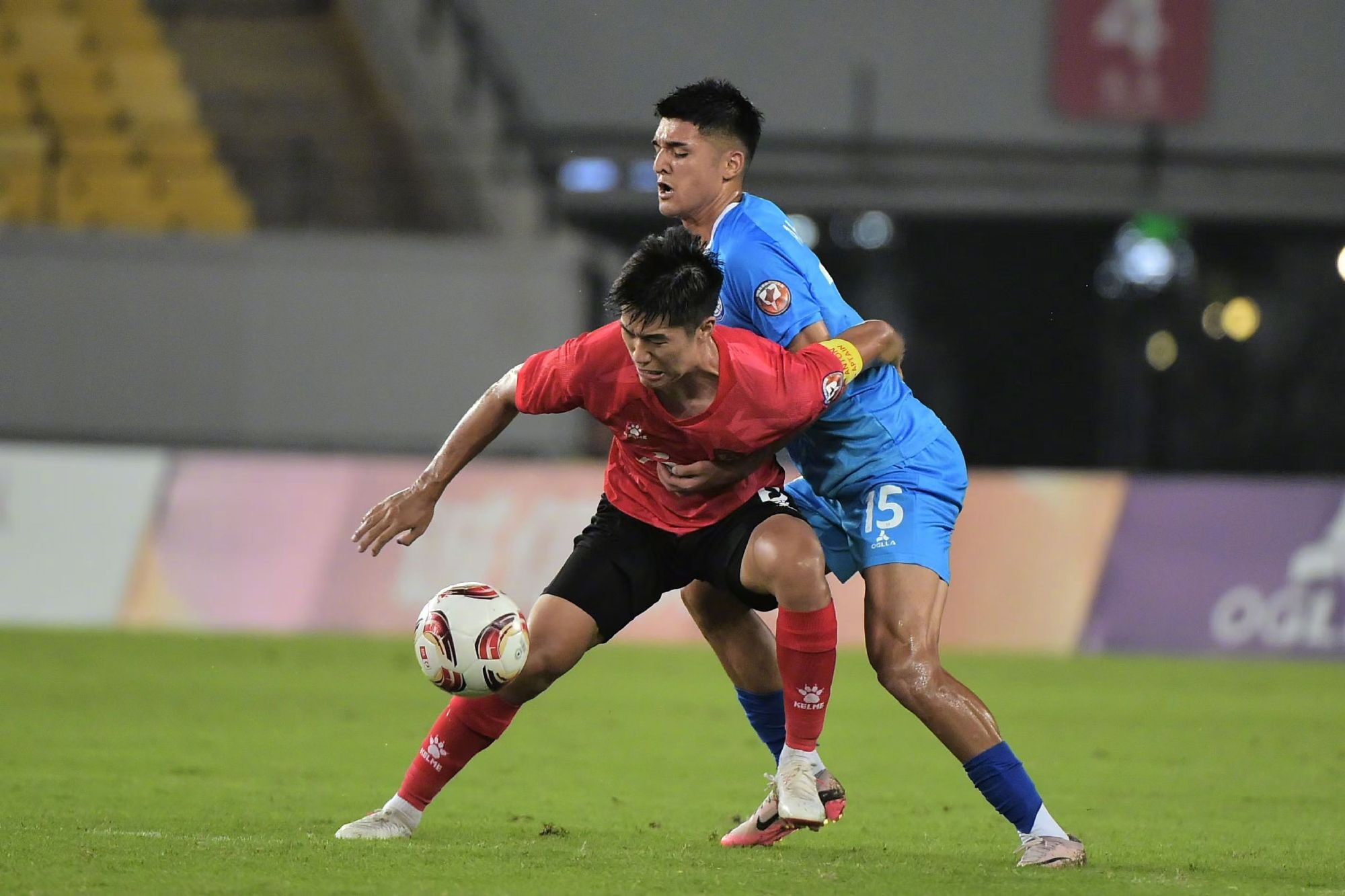 包含广州队迎欧联关键赛，关键时刻伤情更新，赛场秩序良好，赛季目标并未改变的词条