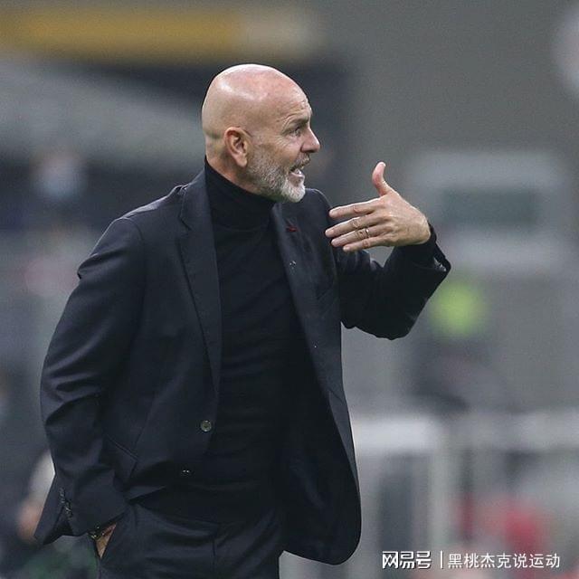 英雄联盟竞猜 -AC米兰内部会议纪要流出——赛后防线松动，中超使命明确，临场指挥获称赞 