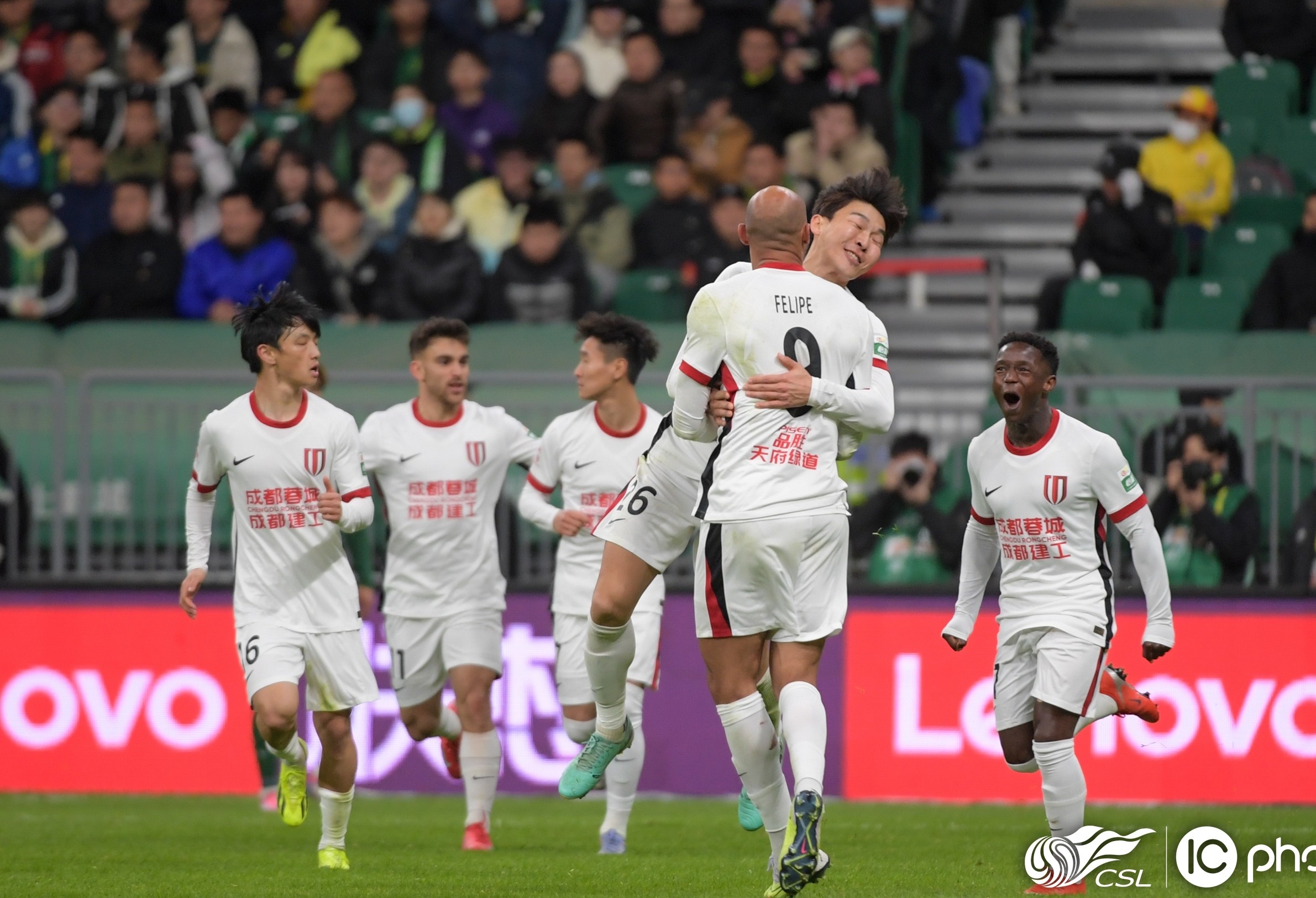 LOl竞猜联盟 -今晚突围战来临，北京国安围绕足总杯更衣室发声，赛场秩序良好，更衣室氛围转暖的简单介绍